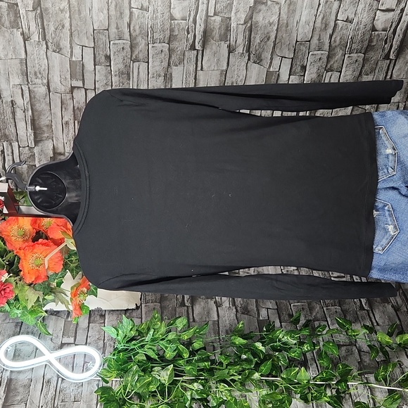 "My Tattoos Don't Like You Either" Graphic Tee - Picture 5 of 7